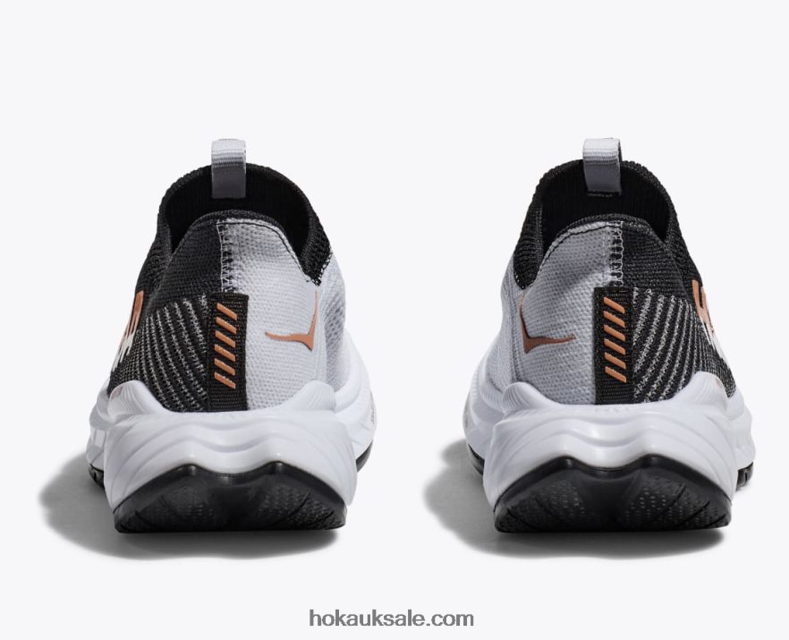 XHPD4N459 Carbon X 3 Men Black/White Hoka