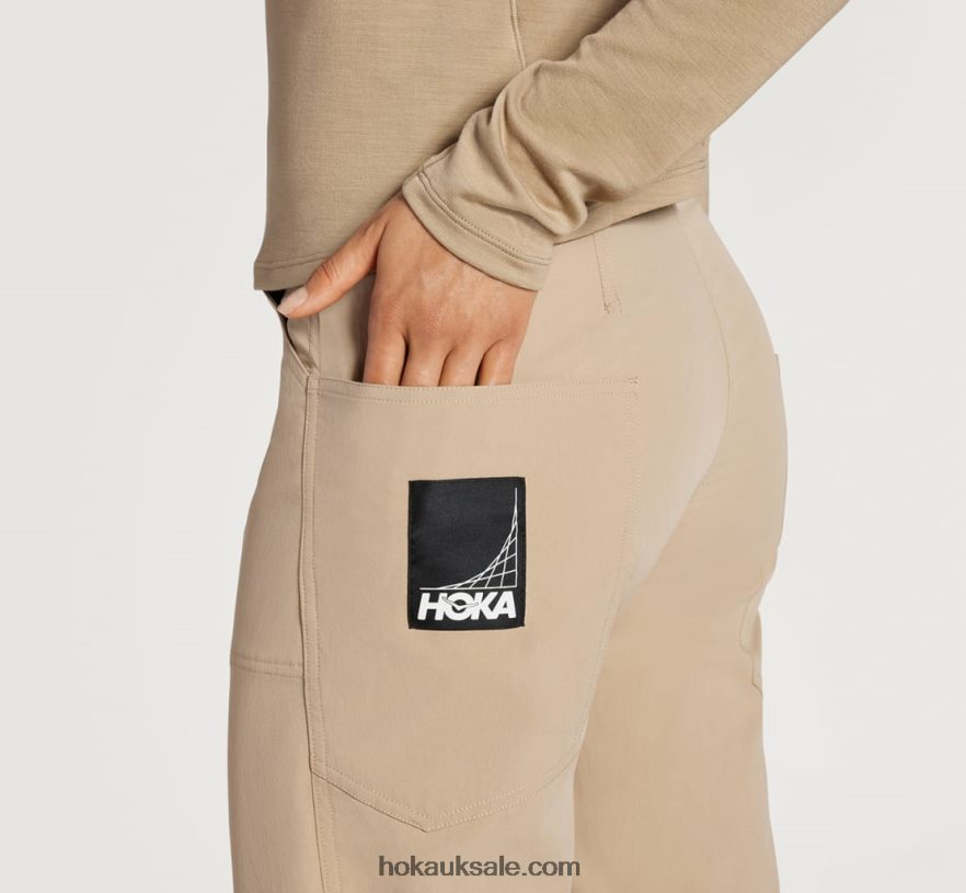 XHPD4N360 Transport Pant Women Dune Hoka