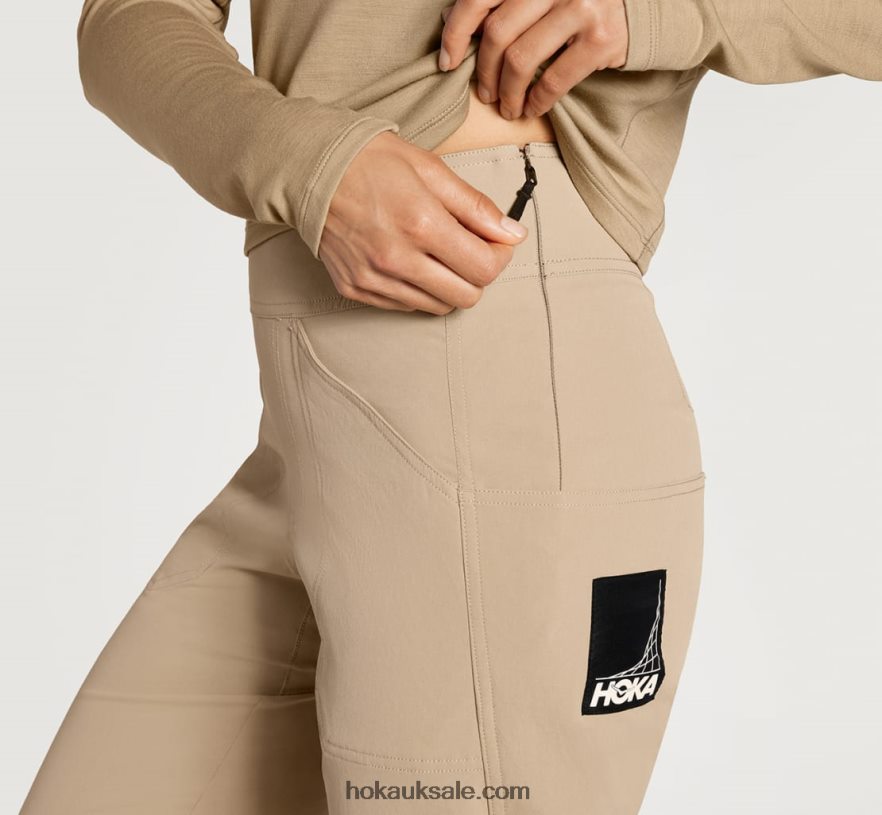 XHPD4N360 Transport Pant Women Dune Hoka