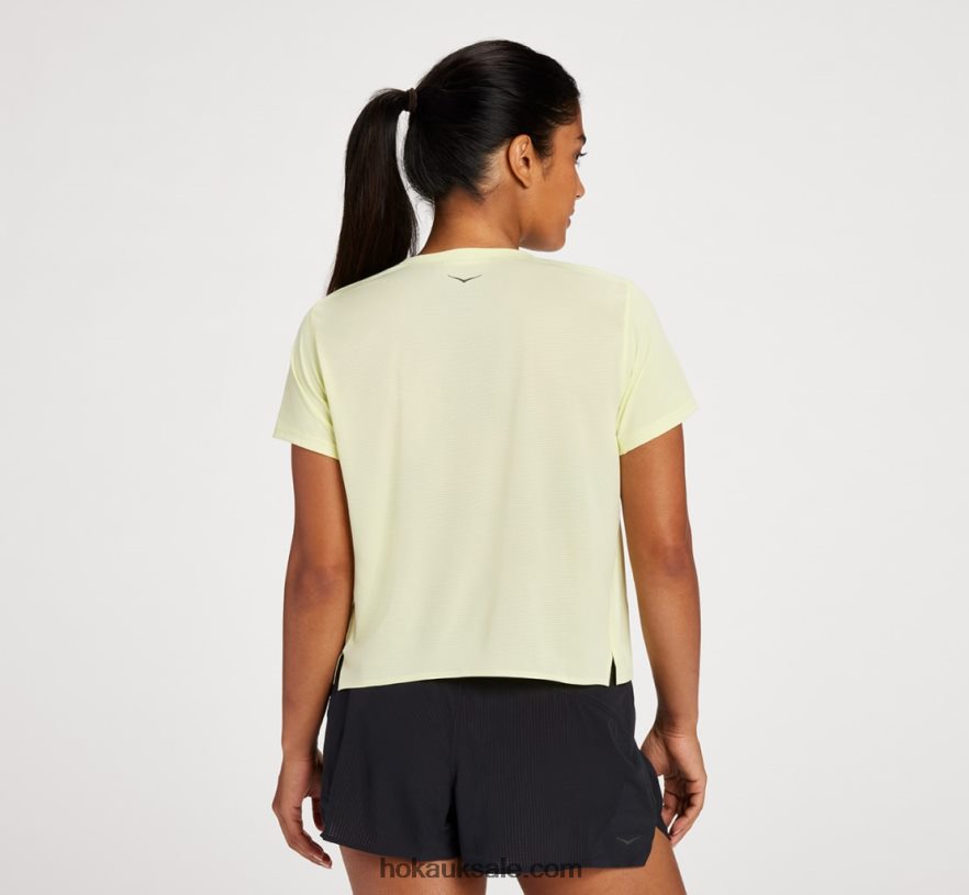 XHPD4N318 Short Sleeve Women Cyclamen Hoka