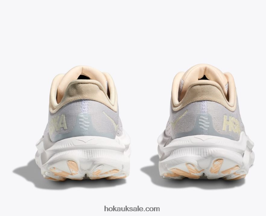 XHPD4N205 Kawana Women Black/Copper Hoka