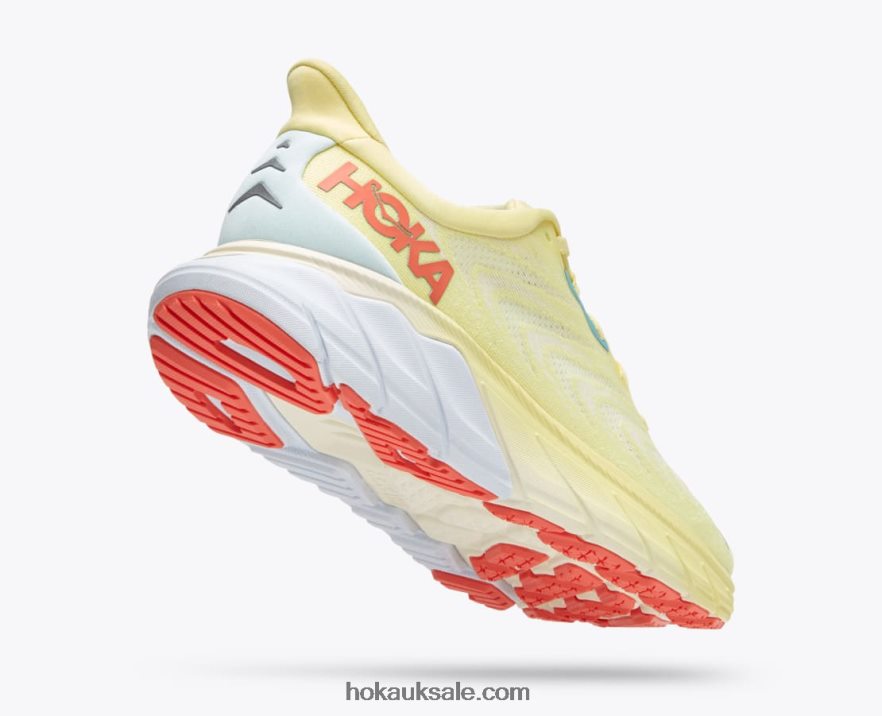 XHPD4N25 Arahi 6 Women Yellow Pear/Sweet Corn Hoka