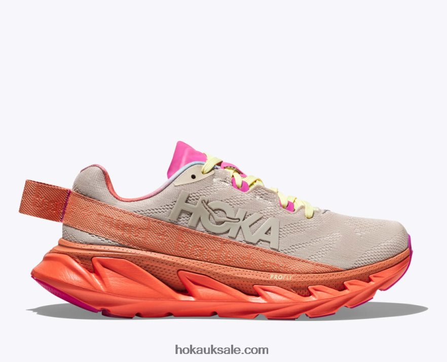 XHPD4N54 Elevon 2 Women Shifting Sand/Camellia Hoka