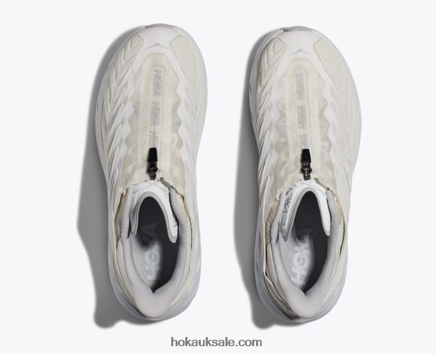 XHPD4N63 Project Clifton Women Blanc De Blanc/Lunar Rock Hoka