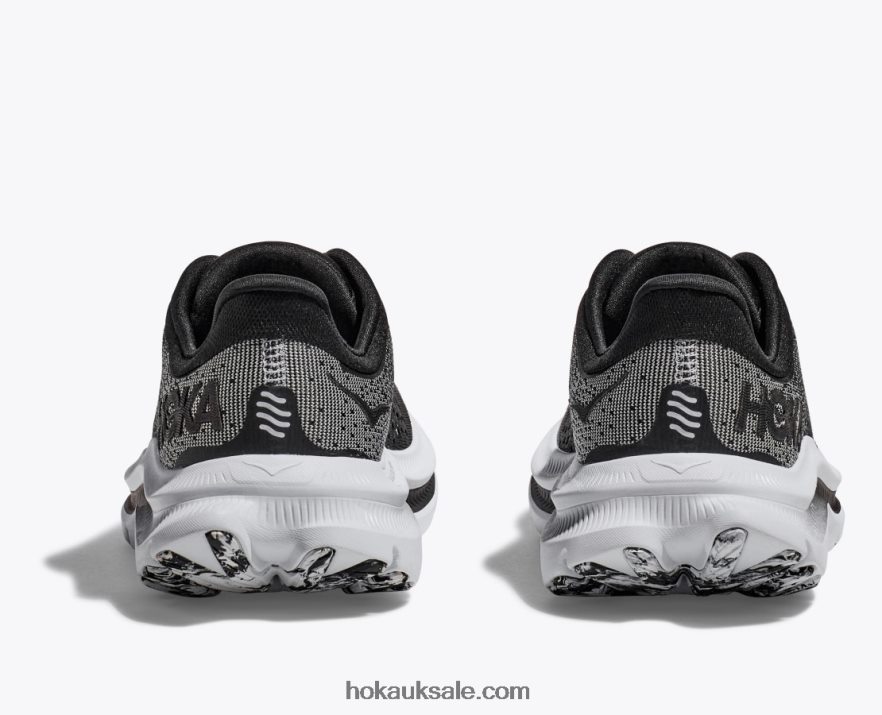 XHPD4N88 Kawana Women Black/White Hoka
