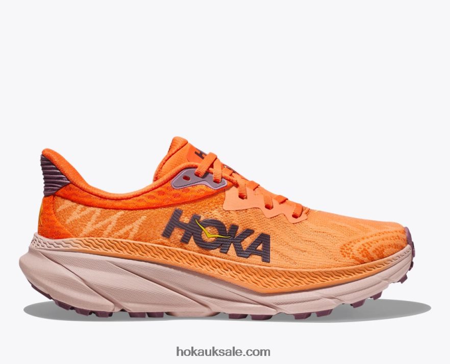 XHPD4N108 Challenger 7 Women Mock Orange/Vibrant Orange Hoka