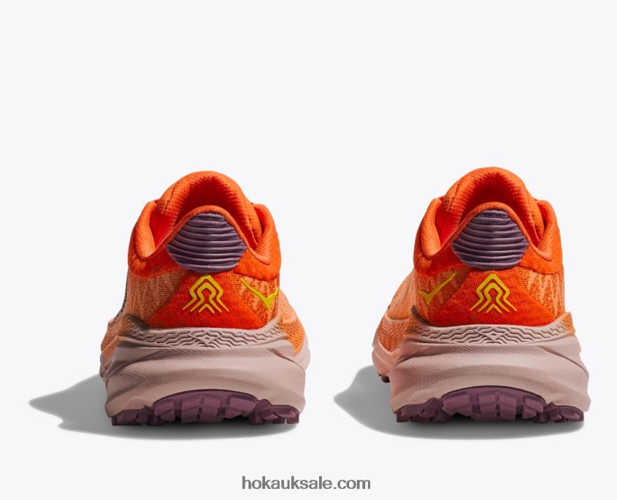 XHPD4N108 Challenger 7 Women Mock Orange/Vibrant Orange Hoka
